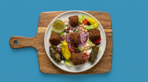 LARGE GREEK FRIED FALAFEL SALAD